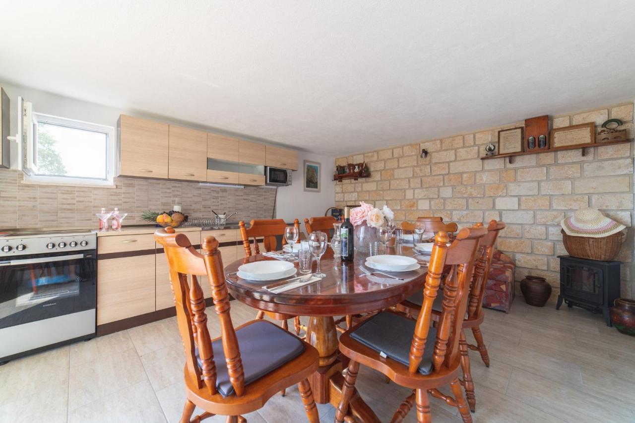 Holiday Home Sego With Private Pool Veliki Brocanac エクステリア 写真