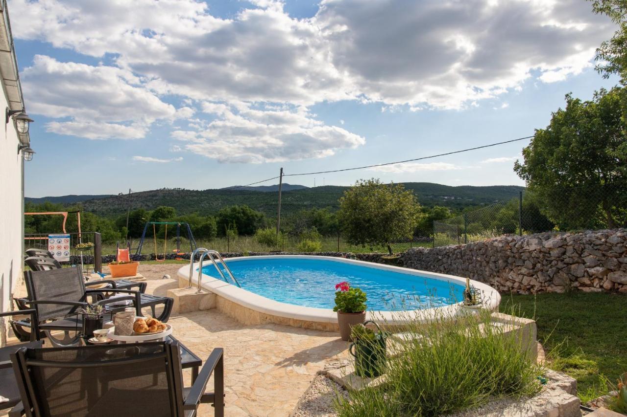 Holiday Home Sego With Private Pool Veliki Brocanac エクステリア 写真